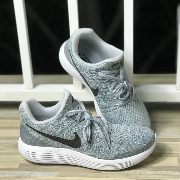 NWT Nike LunarEpic Low Flyknit 2 Wolf Grey WMNS - Picture 4 of 8